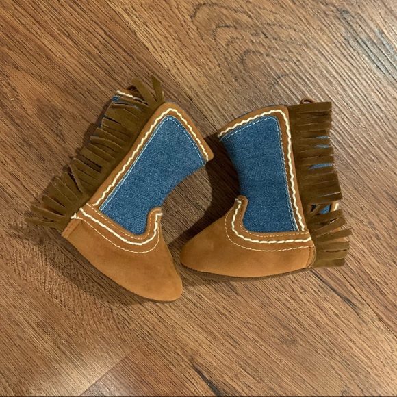 Like New | Denim, Fringe & Faux Suede Baby Cowboy Booties, 0-6 months - Picture 6 of 9